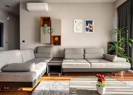 Apartment 2 Bedroom House In Taksim *