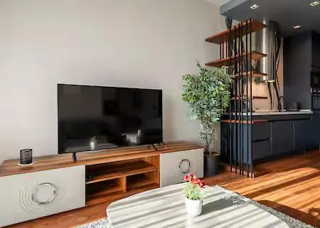 2 Bedroom House In Taksim *